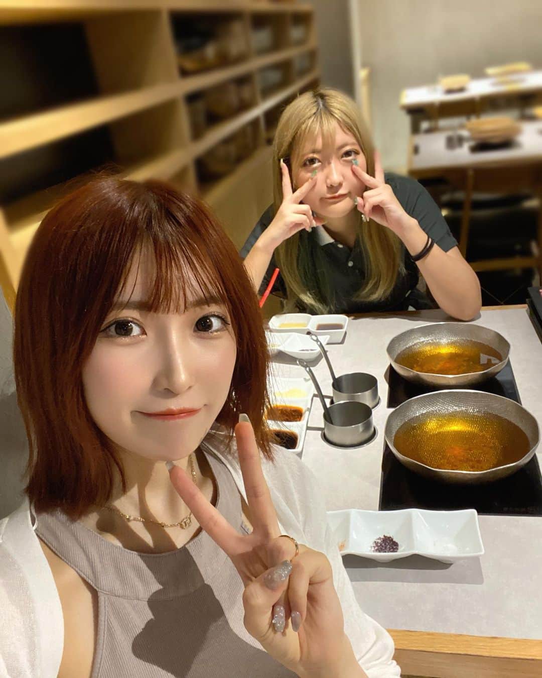 のインスタグラム：「ランチでしゃぶしゃぶ食べて、サウナ行ってサ飯食べた最高の一日◎  #アイドル #モデル #自撮り女子 #サウナ #サウナ女子 #サウナイキタイ #サウナー #サウナ好きな人と繋がりたい #saunas #idol #japanesegirl #model #sauna #fyp」