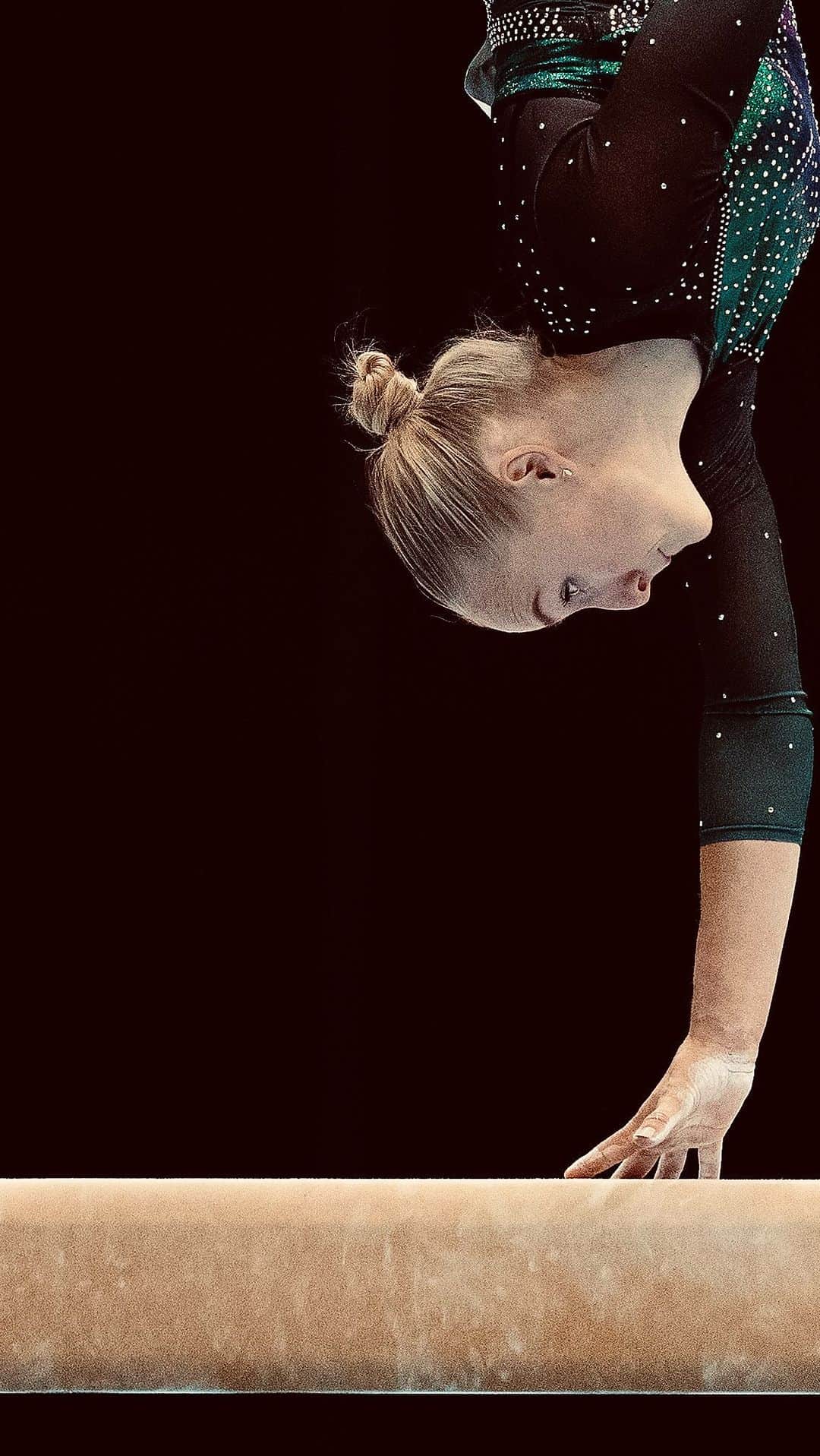 のインスタグラム：「🔥 step by step.. #letsgo #gymnastics」