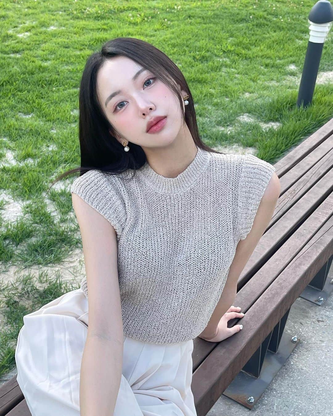 のインスタグラム：「다 예쁘대서 피드 박제 ㅎㅎ;; 요즘 나애 일상🌳🌳」