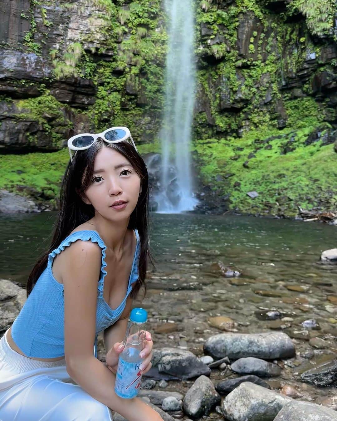めいのインスタグラム：「--🇯🇵Japan 好きは移すことができるので 私のことをもっと寄ってきて  ・ ・ ・　 ・ ・ ・  —  #instapic#日本#スタジオ#寫真#portrait#사진#水着#下着#커피#ポートレート#japanesegirl#写真集#japan#photo_jpn#下着#섹시#photo#写真部#フォロー#撮影#model#view#スポーツ#tokyo#follow#portraitsedition  聽說喜歡會傳染 你快靠近我一點」