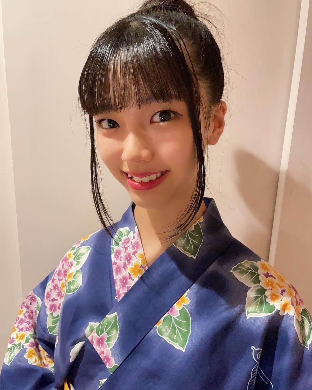 北島澪のインスタグラム：「✨✨✨✨✨✨✨✨✨✨✨✨  浴衣👘 ♡ 日本の伝統🇯🇵  ✨✨✨✨✨✨✨✨✨✨✨✨   #japankidsfashionweek   #jkfw   #jkfwマイコーデ   #キッズモデル   #インスタキッズ   #浴衣   #浴衣女子   #yukata   #伝統   #夢アドシトロン   #北島澪」