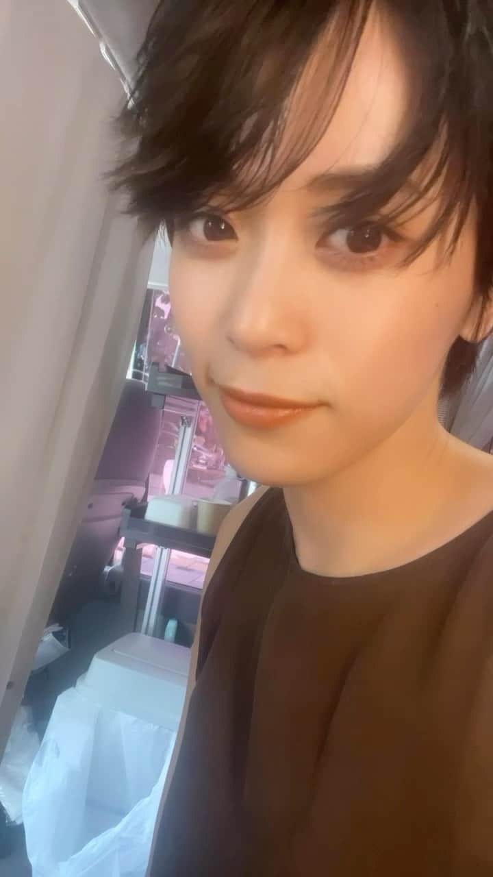 坂田梨香子のインスタグラム：「_ @kibeburu  肌ツヤツヤ😶 きべしゃんメイクすきすぎる💄🥰  動画久々アップしたけど やり方わからんすぎてつかれた🫠」