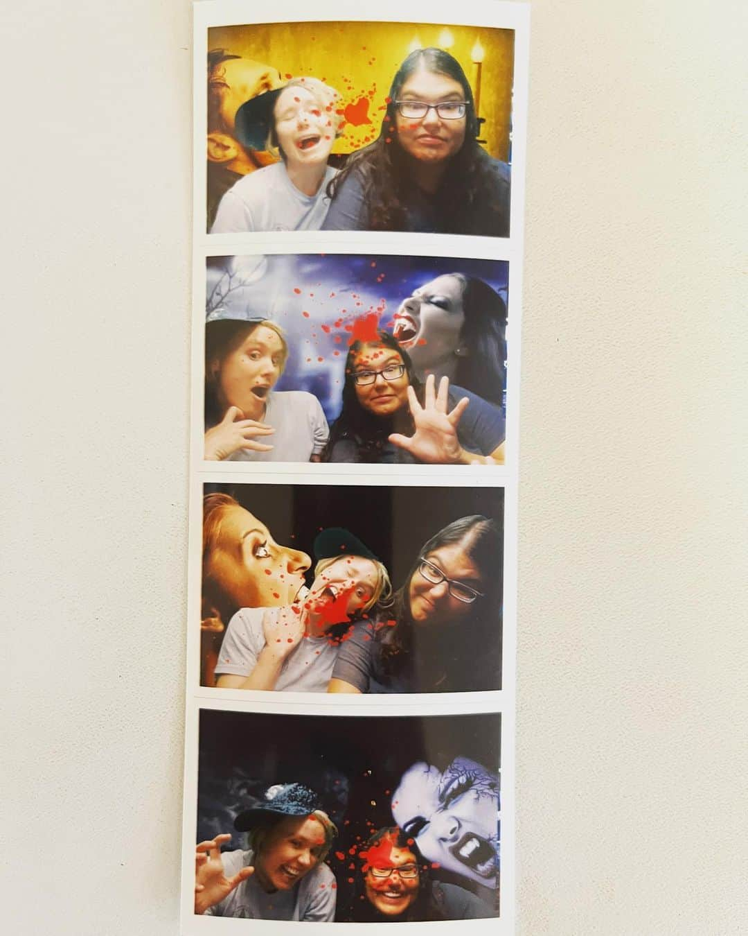 アリソン・ピルのインスタグラム：「Did we win the photo booth? Why yes, yes we did. @anaorellano」