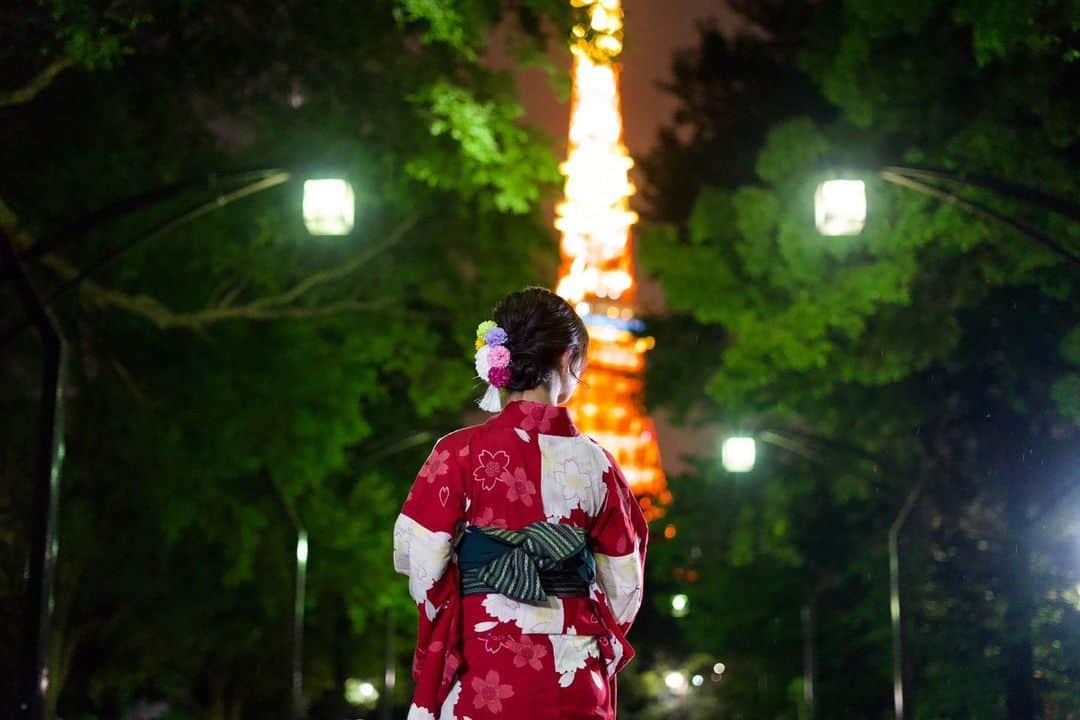 増田小春さんのインスタグラム写真 - (増田小春Instagram)「私は私。  みんながいるから頑張れる。 いつもありがとう。  今まで支えてくれた、出会ってくれた大好きなみんな。 出会ってくれてありがとうだよっ🤍  感謝を伝えたくなった日。  #こはる #浴衣 #東京タワー #gift #ギフト」8月9日 22時32分 - koha_0303