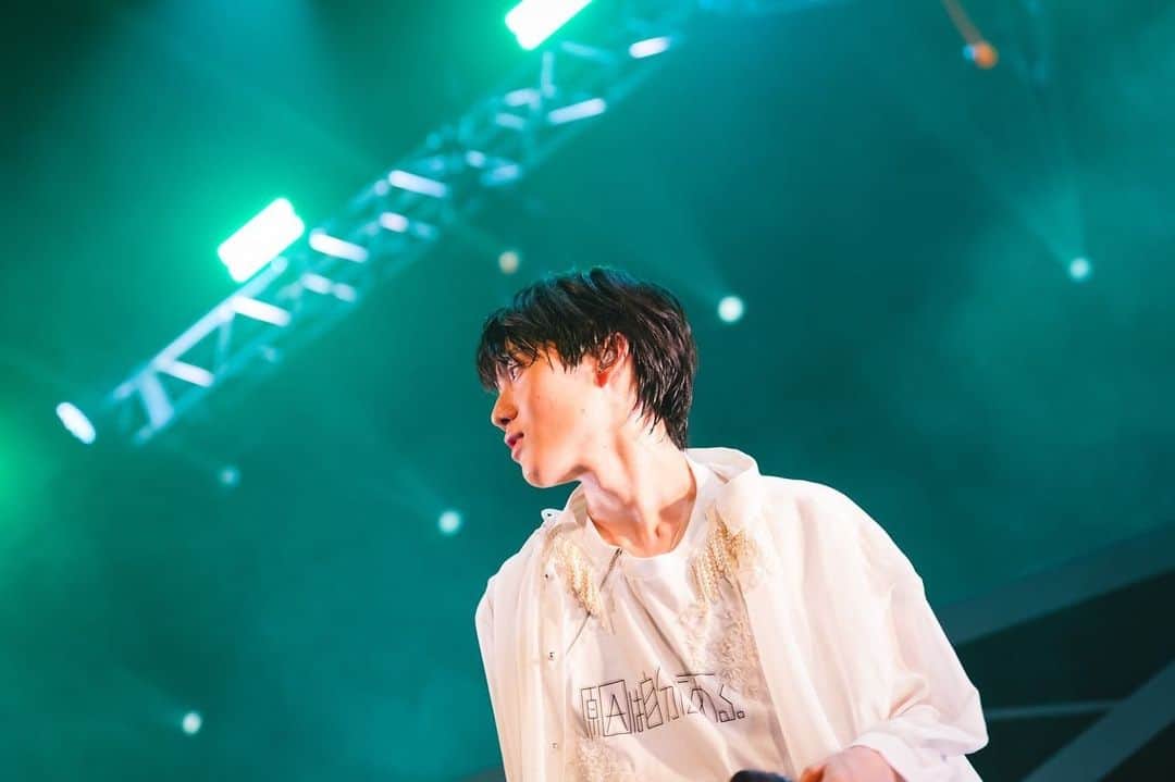 のインスタグラム：「LIVE TOUR2023-G=ø-無事完走できました！  みんなの声が聞けて最高でした！  次のライブも楽しみに！」