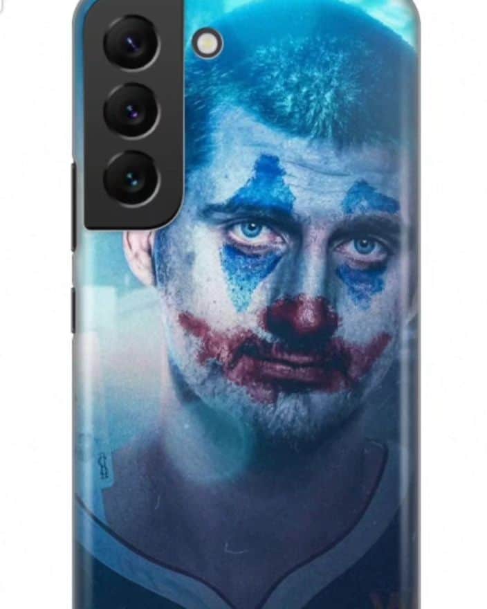 ニコラ・ヨキッチのインスタグラム：「Maskice za telefone u ponudi! 🔥 Poručivanje u DM. . . . #jokic #jokicnikola #joker #nikola #nikolajokic #denver #nuggets #denvernuggets #colorado #nba #basketball #serbia #usa #srbija #sombor #belgrade #beograd #mvp」