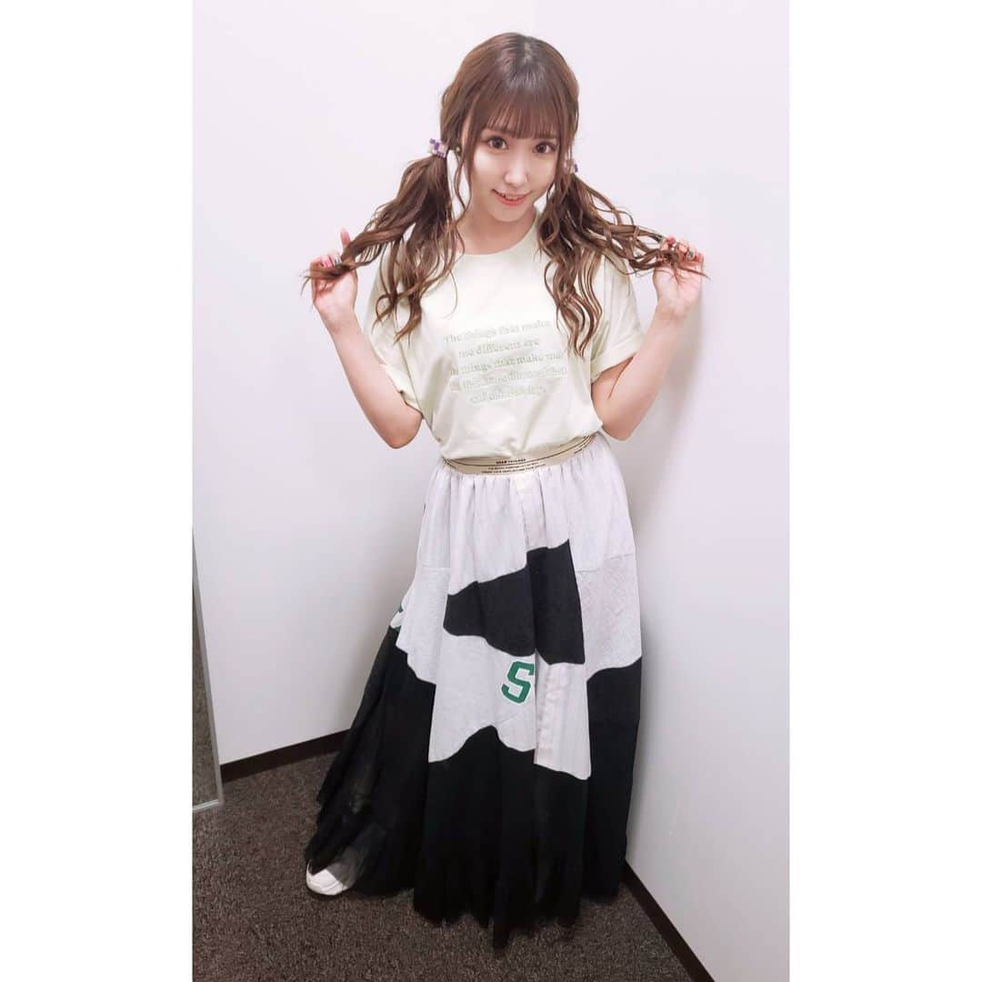 鈴木愛奈さんのインスタグラム写真 - (鈴木愛奈Instagram)「#声優と夜あそび #上坂鈴木と夜あそび  今週もありがとうございました♪ 今週末は神宮花火大会です！」8月9日 23時34分 - ainasuzuki_info