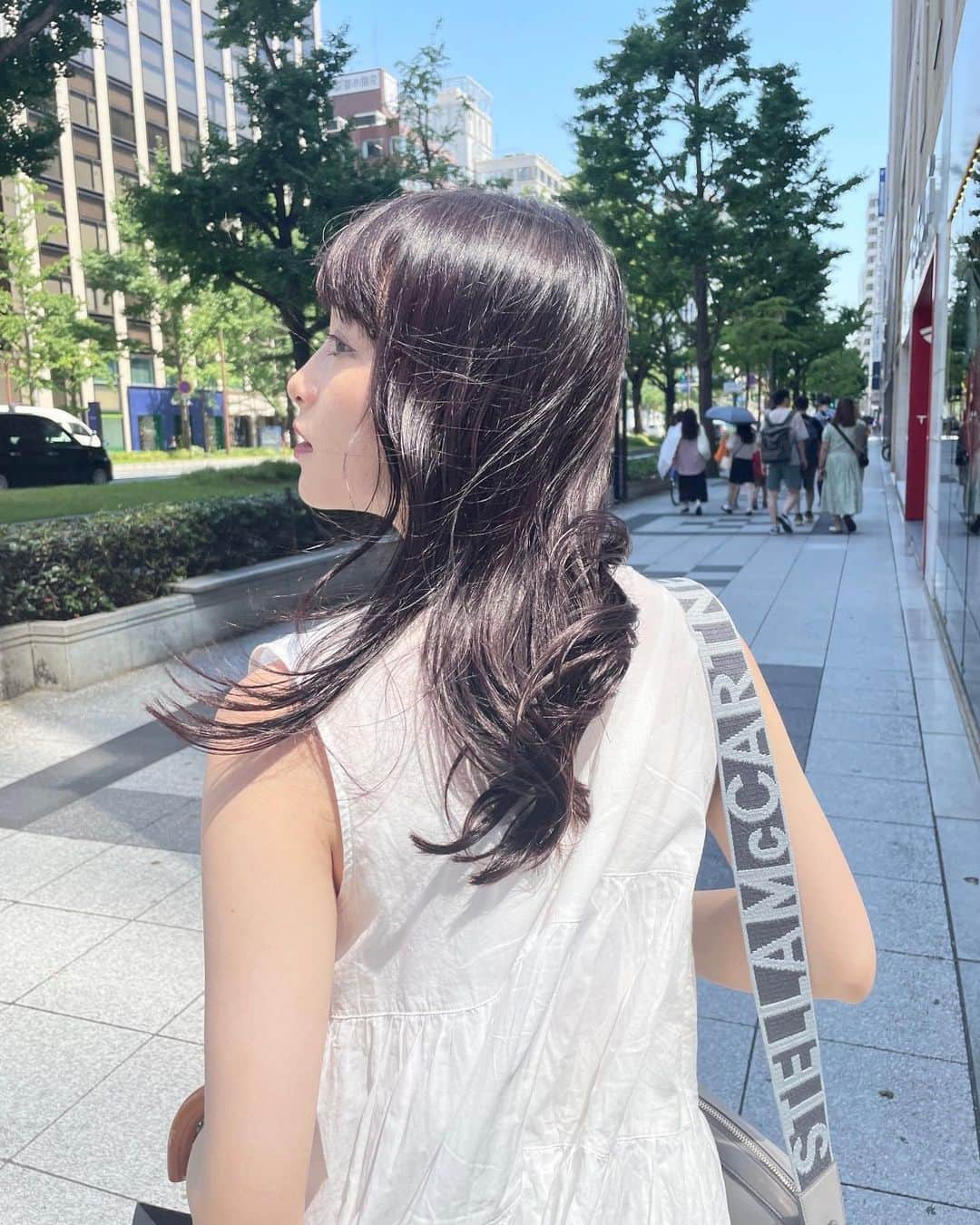 ぴよのインスタグラム：「大垣さん作天才的かわいいヘアですわよ #ラベンダーカラー かわいい✊」