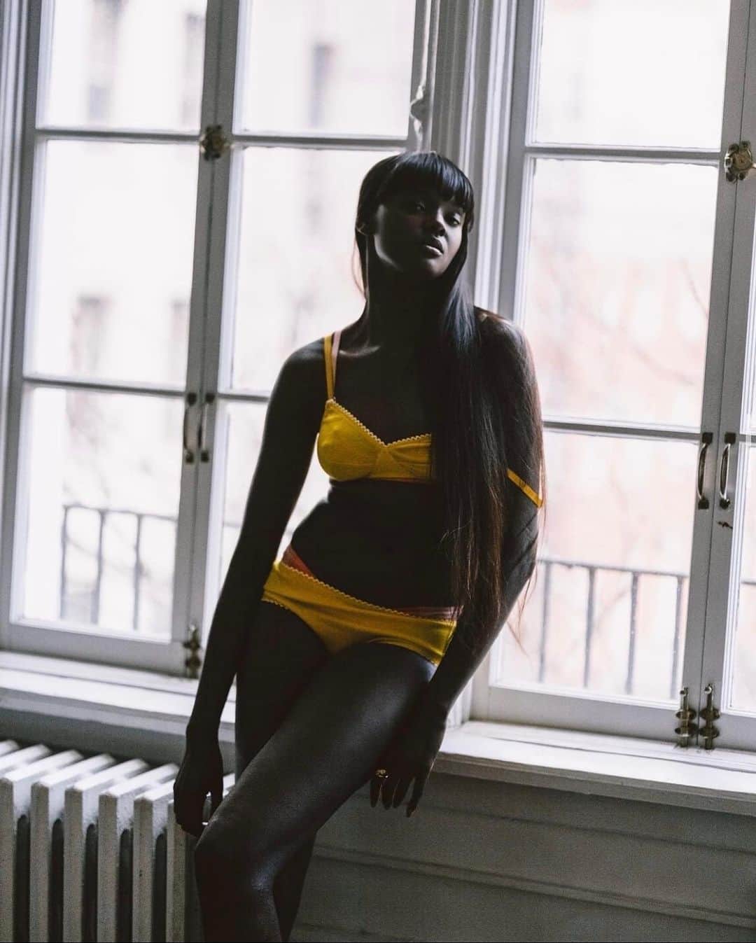 Araksさんのインスタグラム写真 - (AraksInstagram)「@duckiethot in the Antonia bralette and Isabella panty.⁠ ⁠ Styled by @xgabriela⁠ Photographed by @kat_in_nyc⁠ Makeup by @jodieboland ⁠ ⁠ #ColorByAraks #OrganicCotton #EthicallyMade」8月10日 0時34分 - araksofficial