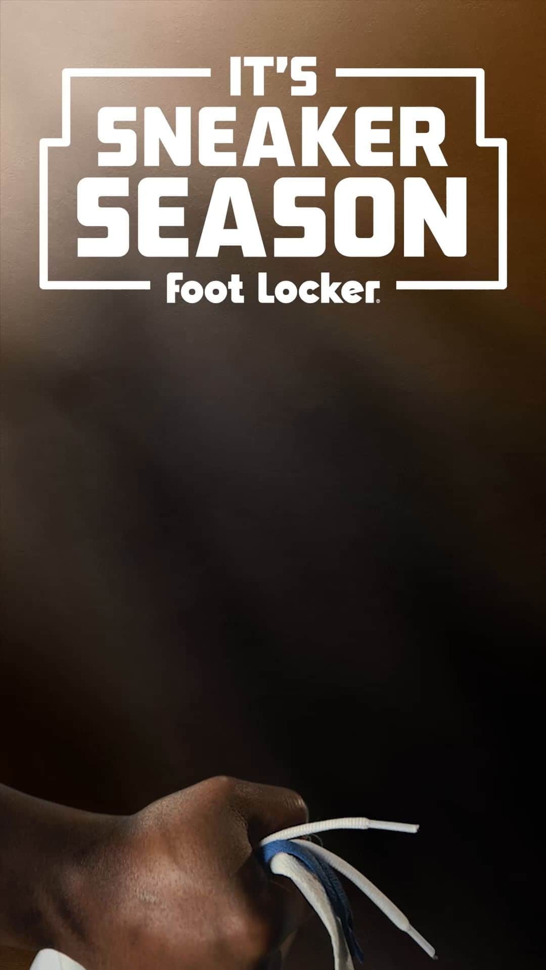 Foot Lockerのインスタグラム：「It's sneaker season.  Cultivate your back-to-school rotation with Dunks and more signature styles from your favorite brands.」