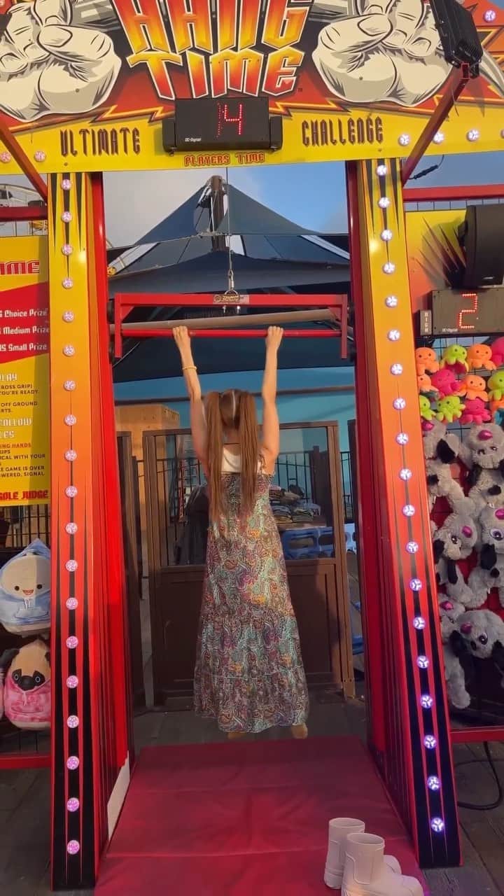 のインスタグラム：「CHISA doing the challenge💪🏻 #Musclemother」
