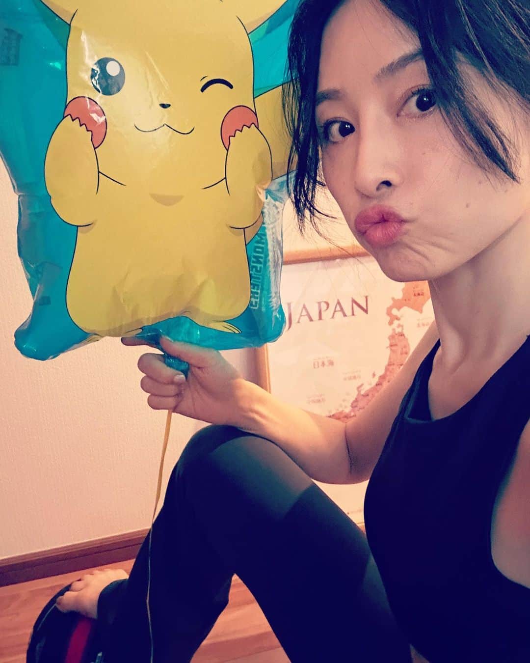 中岡由佳さんのインスタグラム写真 - (中岡由佳Instagram)「❇︎ ピカチュウと一緒に朝トレ🌟 #Pikachu #workout  #danskin #lululemon」8月10日 11時58分 - yuka_nakaoka