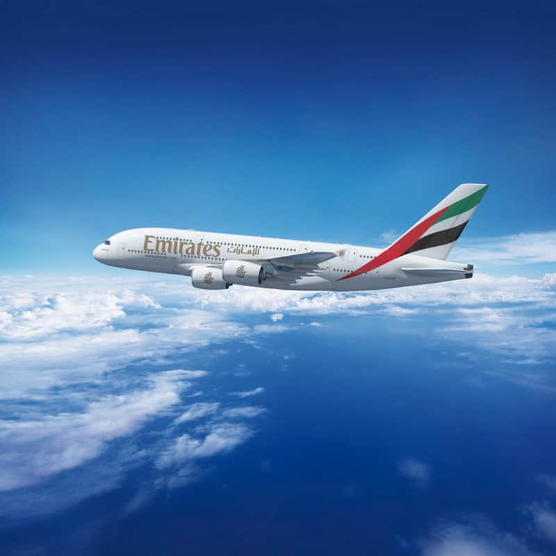 旅行比較サイト・トラベルコ 理想の旅を、いちばん安く。さんのインスタグラム写真 - (旅行比較サイト・トラベルコ 理想の旅を、いちばん安く。Instagram)「#ドバイ / アラブ首長国連邦  世界最大の旅客機A380がエミレーツ航空の成田―ドバイ線に運航中！ 羽田―ドバイ線のデイリー便も再就航し、最新スポットが続々登場しているドバイがより身近になっています♪  比較的ゆったりしたシートが自慢のエコノミークラス。 ビジネスクラス以上で機内ラウンジが使用でき さらにファーストクラスにはシャワースパを完備。 エミレーツ航空なら、どの座席クラスを選んでもラグジュアリーな雰囲気に浸れます👑  写真映えしたい女子旅 心を癒やすファミリー旅 など、どんな旅でもエミレーツ航空×ドバイにおまかせあれ！  ✈🇦🇪🤍❤  https://www.tour.ne.jp/w_special/ekdubai/  ━━━━━━━━━━━ 📍ドバイ （アラブ首長国連邦） ━━━━━━━━━━━  Photo:エミレーツ航空、ドバイ政府観光局  ***** あなたが旅先で出合った素敵な風景に #トラベルコ  または #travelko をつけて投稿してみてください📷 こちらのアカウントで紹介させていただくかも！  投稿を見て「行きたい！」と思ったら保存でクリップ。 フォロー＆いいねもお願いします🌟  ***** 国内海外1500以上の旅行サイトをまとめて比較！ 旅行の最安値を探すなら「トラベルコ」  プロフィール欄のURLから早速検索🔍 @travelko_official  #エミレーツ航空 #エミレーツ #emirates #dubai #ドバイ旅行 #uae #中東 #中東旅行 #海外旅行 #海外の絶景 #worldtrip #worldtravel #絶景 #フォトジェニック #ファインダー越しの私の世界 #誰かに見せたい景色 #旅行好きな人と繋がりたい #写真好きな人と繋がりたい #女子旅 #一人旅 #旅行好き #旅 #旅行 #観光 #trip #travelko #トラベルコ」8月10日 12時00分 - travelko_official