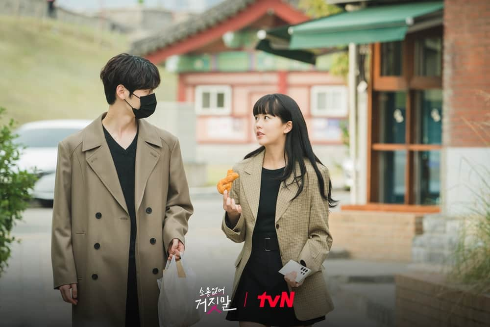 tvN DRAMA【韓国】さんのインスタグラム写真 - (tvN DRAMA【韓国】Instagram)「3-4화 비하인드 스틸📸  번호 교환부터 맛집 데이트까지 본격적으로 '썸'타기 시작한 도솔💞  그러나 서서히 드러나는 김도하의 과거?! 도하의 첫 거짓말을 들은 솔희는 과연...!  더 많은 스틸은 tvN 공식 홈페이지로~🔮  거짓말 제로, 설렘 보장 로맨스 <소용없어 거짓말> [월화] 저녁 8:50 tvN  #소용없어거짓말 #MyLovelyLiar #김소현 #황민현 #윤지온 #서지훈 #이시우 #tvN #스트리밍은TVING」8月10日 12時00分 - tvn_drama