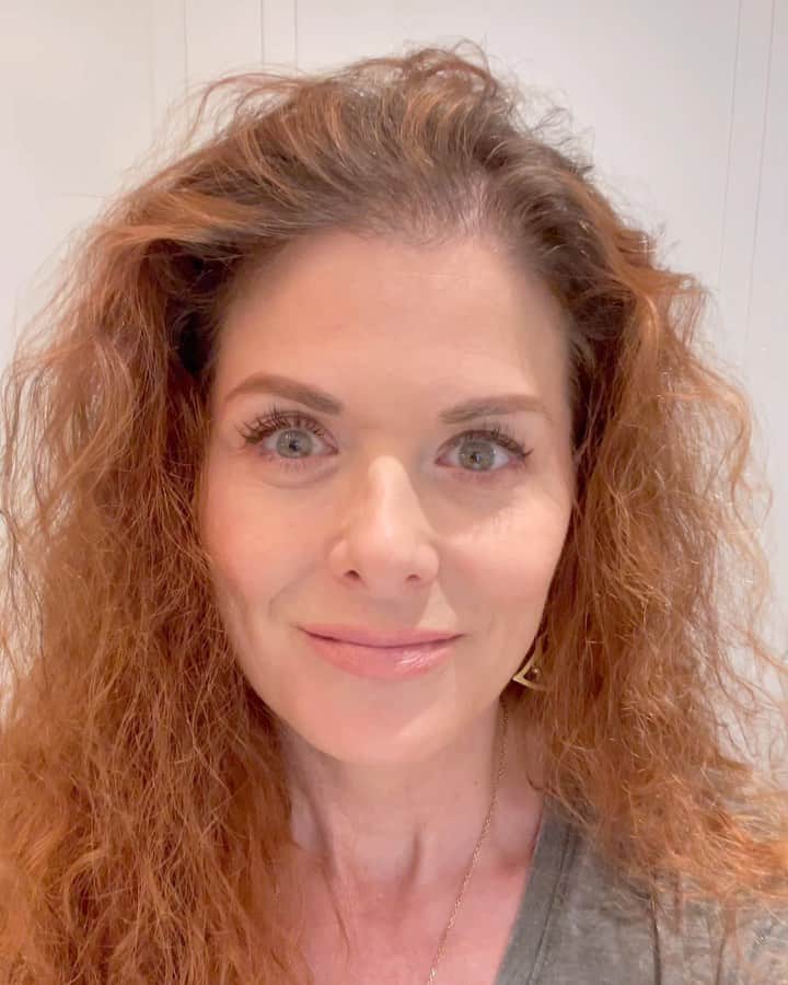 デブラ・メッシングのインスタグラム