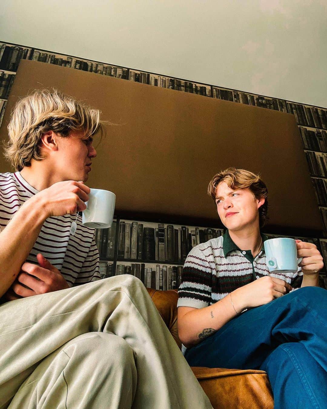New Hope Clubのインスタグラム：「On Wednesday’s we spill the tea」