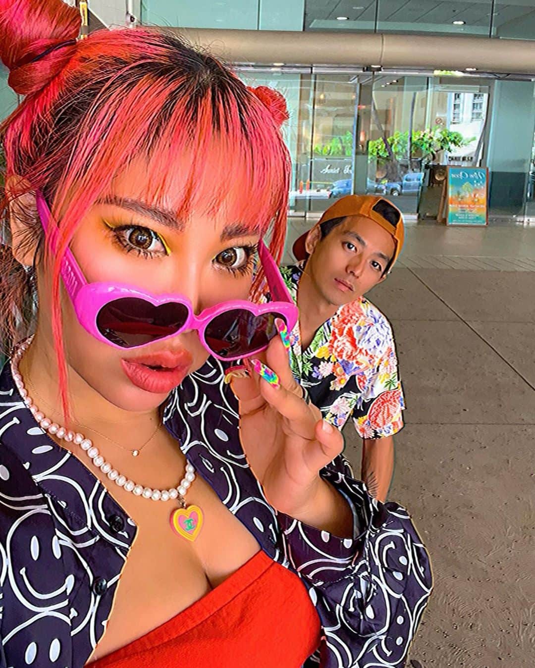Britney TOKYOのインスタグラム：「夏休みの思い出🌺🏝️👙 ハワイで3回スラムダンク見た🏀お陰で現実に戻っても一瞬でお仕事楽しめた🎵何なら毎日ワクワクする💅🏻💅🏻💅🏻」