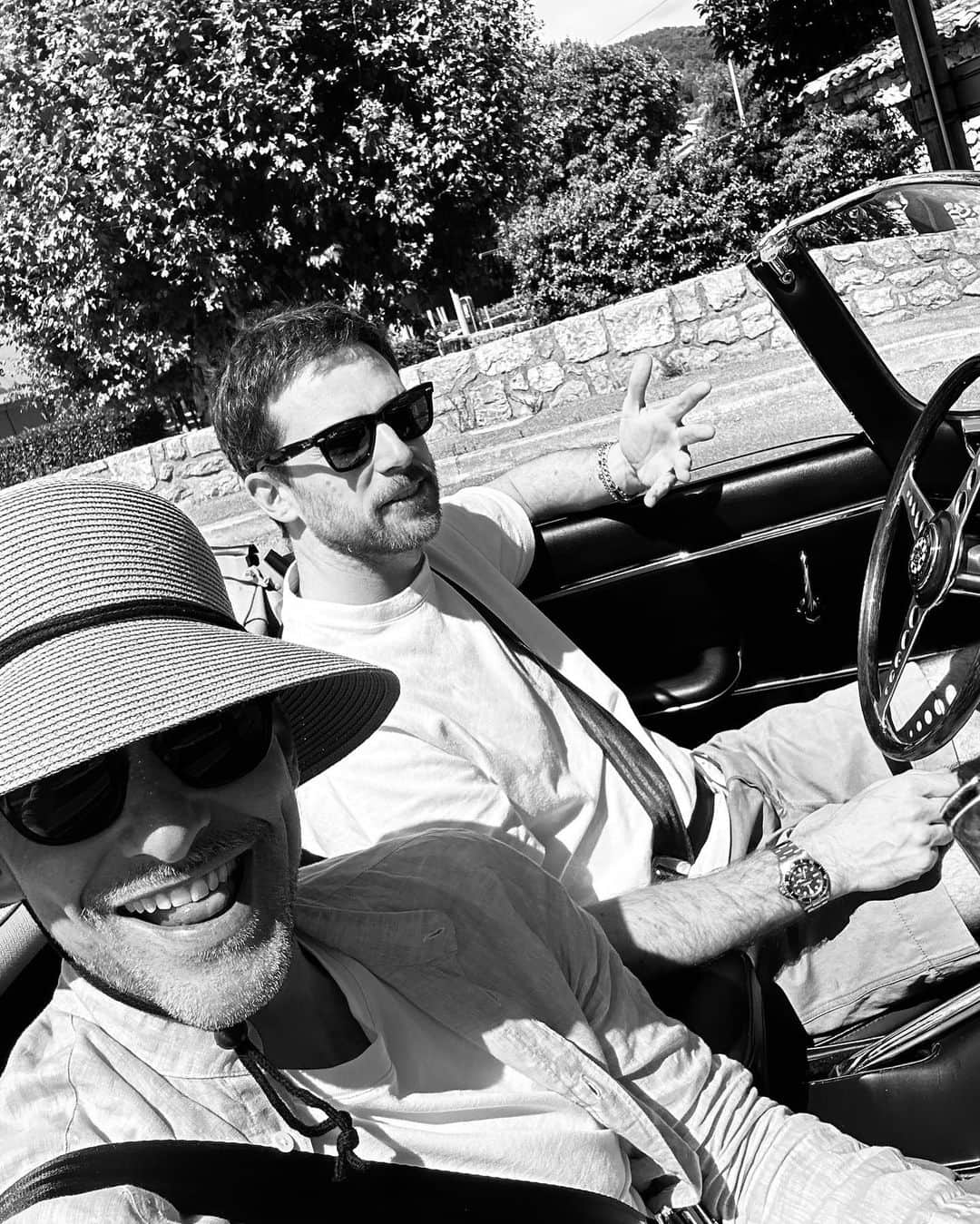 ヨハネス・ヒューブルさんのインスタグラム写真 - (ヨハネス・ヒューブルInstagram)「Road Rats Part 1 - 💥  @guyberryman  St Paul de Vence > Italy   Dream route over the mountains with Jag E-Type and DB4」8月10日 8時05分 - johanneshuebl