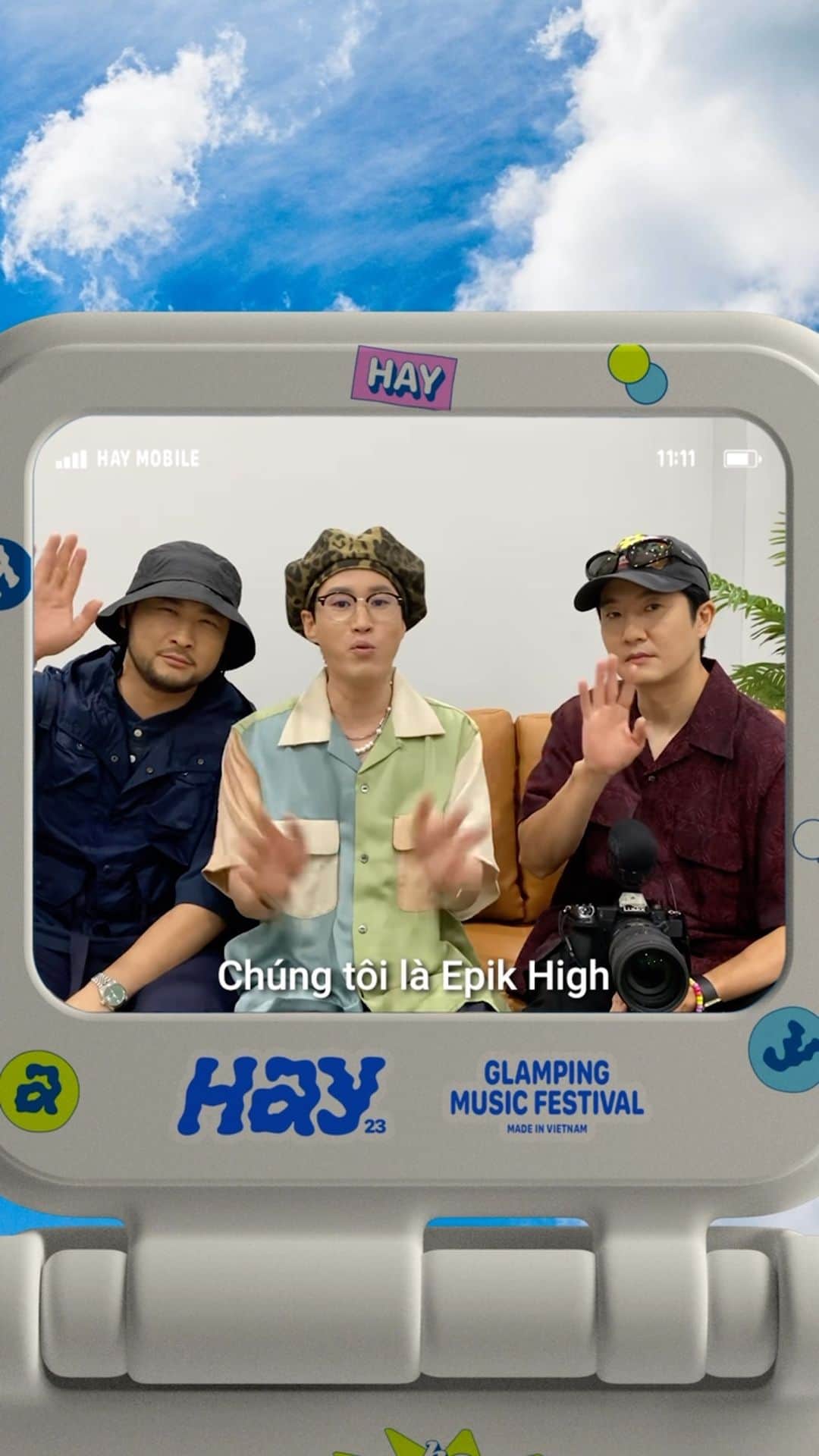 ミスラ・ジン のインスタグラム：「HANOI, Epik High is coming! 🔥 Banhmi, pho, buncha, we’re on our way 🛫 Retweet if you‘re a Viet fan! What songs do u want to request???  #HAYFEST #HAYGLAMPINGMUSICFESTIVAL #TheBROS #HAYFEST23  Get your ticket now: 🎫 http://hayfest.vn」