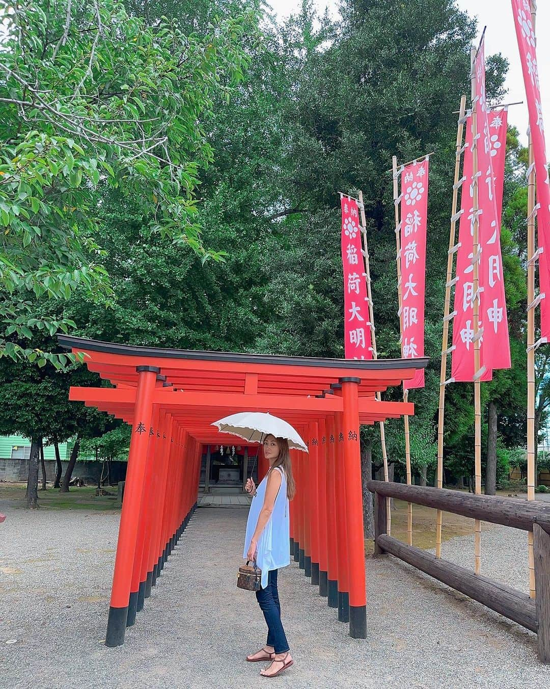 小林明実さんのインスタグラム写真 - (小林明実Instagram)「水前寺公園✨ 緑が綺麗で お茶屋さんが あったりして 居心地がいい場所  ハトと鯉に餌をあげれる ところが子供達には魅力的✨  #熊本 #水前寺公園 #庭園」8月10日 8時21分 - akemi.1177