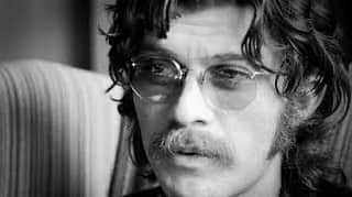 エリザベス・パーキンスのインスタグラム：「“You take what you need and you leave the rest, but they should never have taken the very best” Cuts to the bone losing this legend. Rest in Peace Robbie Robertson. Hope you’ll see Levon and Danko in the blue sky beyond. ✌️#theband」