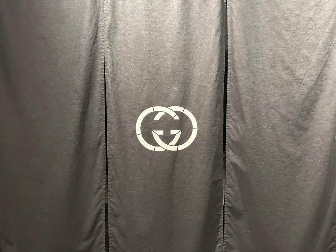 Fashion Headlineのインスタグラム：「グッチが表参道を舞台にバンブーバッグをフィーチャーした体験型イベント「GUCCI BAMBOO SUMMER」を開催  https://www.fashion-headline.com/article/272383  #GucciBambooSummer #GucciBamboo1947 #GucciOsteria」
