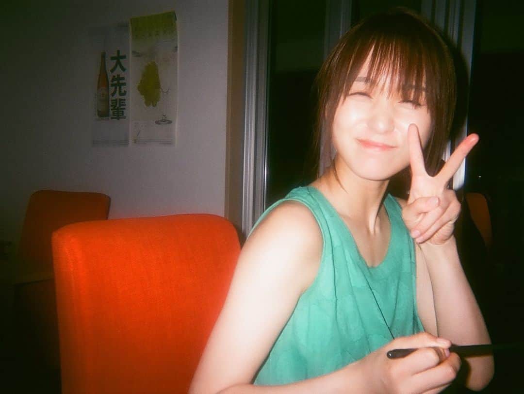 菅井友香さんのインスタグラム写真 - (菅井友香Instagram)「夏ですね☀️  暑い日が続いていますが、体調は大丈夫でしょうか？ 台風にもお気をつけくださいね。  今まで上げきれなかった 夏の思い出写真をアップしますね✨  #与論島  #卒業写真集 #大切なもの  #オフショット」8月10日 18時55分 - yuuka_sugai_official