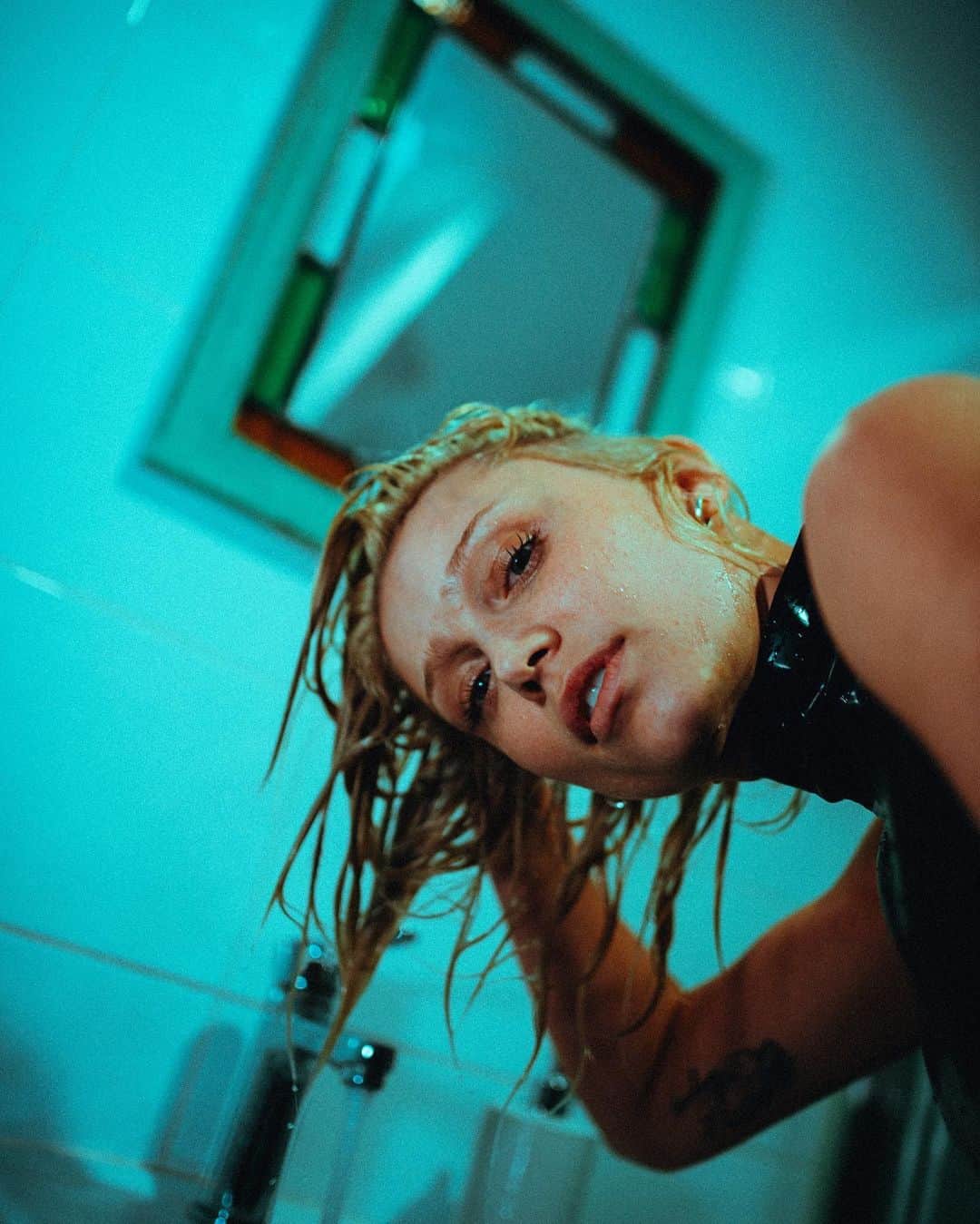 ケイリン・ルッソさんのインスタグラム写真 - (ケイリン・ルッソInstagram)「Backstage with @cailinrusso」8月10日 20時46分 - cailinrusso