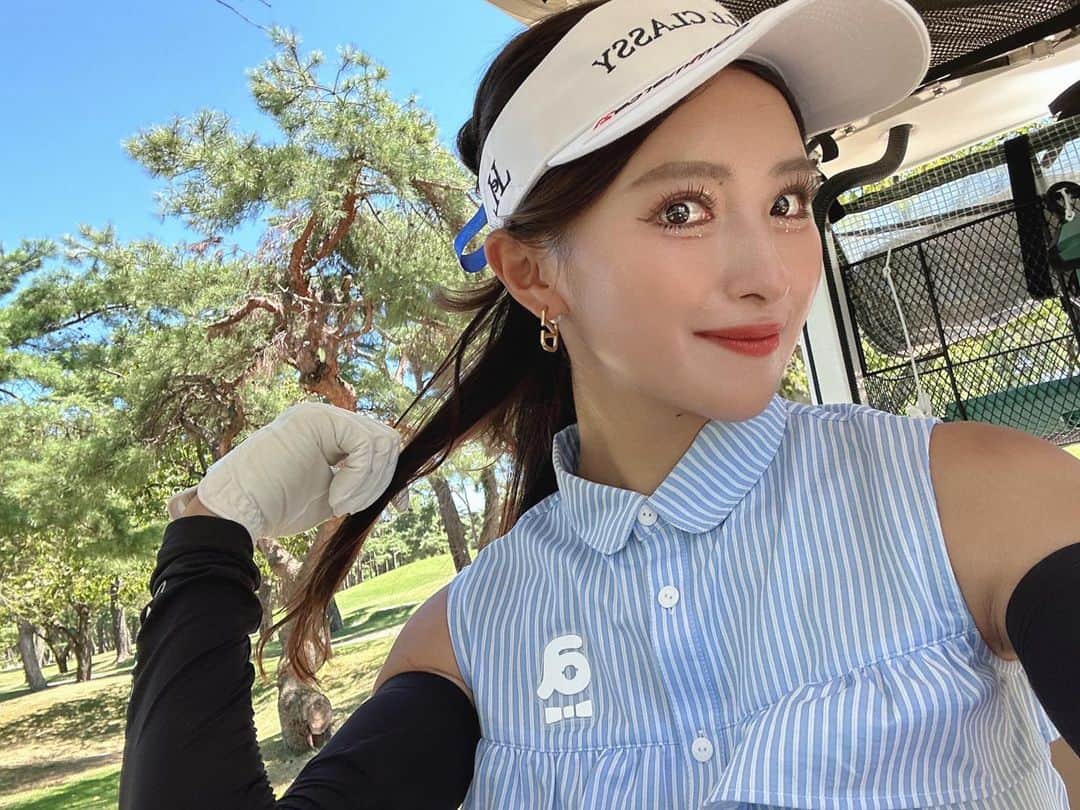 臼井麗香のインスタグラム：「. 🤍💙🤍 #夏 #golf #ゴルフ好き #ゴルフ女子 #ゴルフ男子 #ゴルフ場 #Instagram」