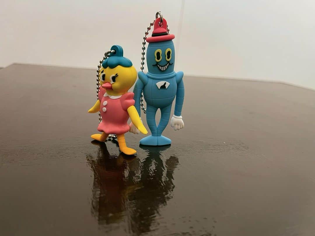 小林由依のインスタグラム：「🐥🤖」