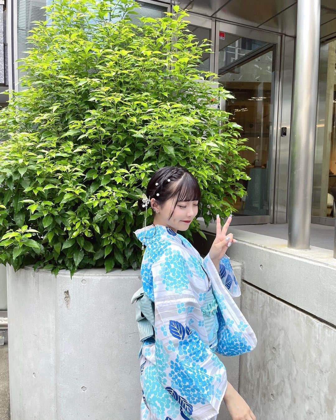 福山梨乃さんのインスタグラム写真 - (福山梨乃Instagram)「🦋🦋 . hair→ @napi__24  . 浴衣です~~❕帯紐のうねうねが好きすぎてかわいい、着付けの方がやってくださったの🫶🏻🫶🏻和服だいすき人間ですけど、着る機会ないのでうれしいです💫💫」8月10日 20時41分 - rinomaru_