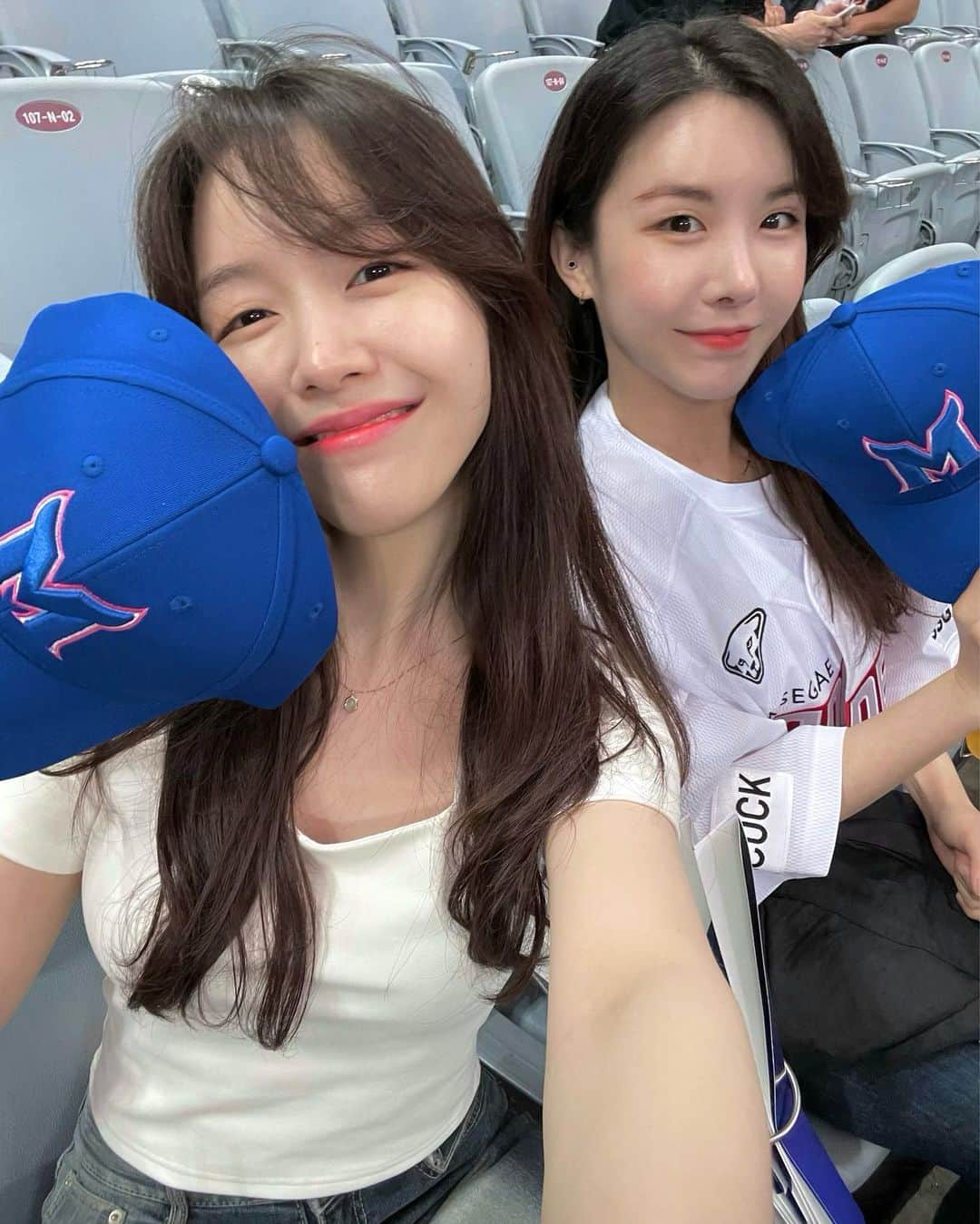 ミナ さんのインスタグラム写真 - (ミナ Instagram)「몬스터즈 화이팅!!! 😈🧢⚾️」8月10日 20時54分 - bbang_93