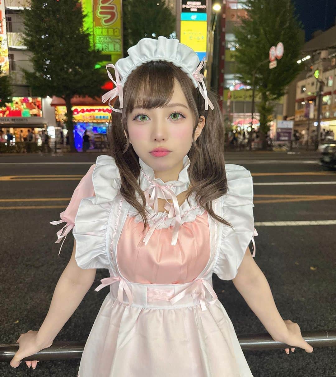 きりたんぽさんのインスタグラム写真 - (きりたんぽInstagram)「秋葉原×メイド🍡🌷×ビール⁉️🍺」8月10日 21時24分 - kiritampopopo