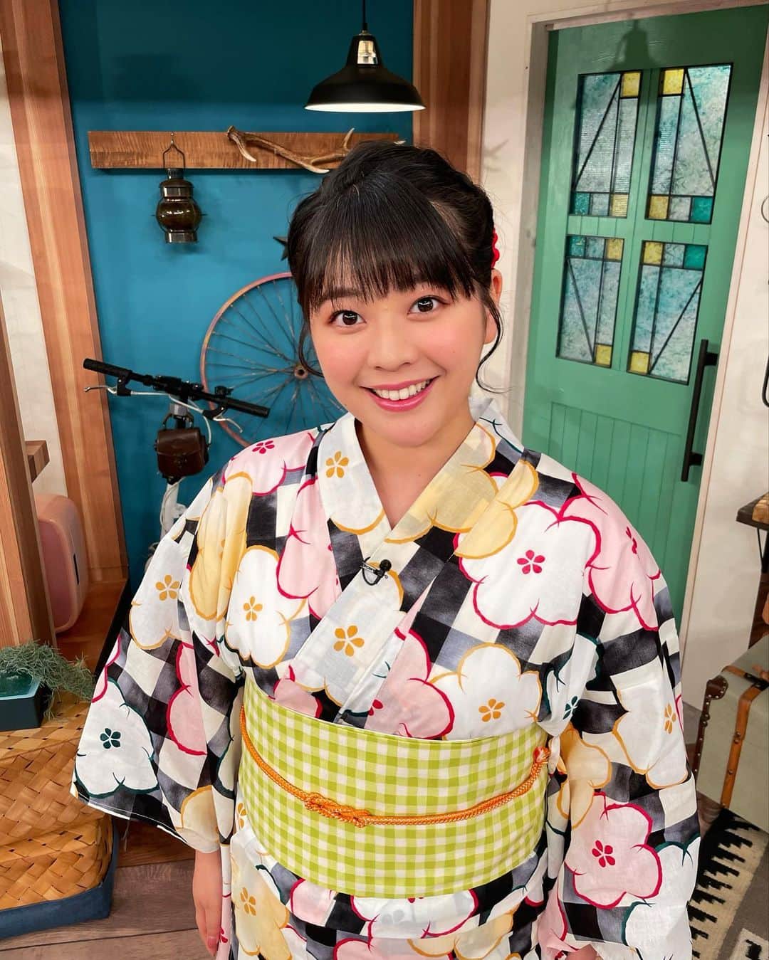 谷元星奈さんのインスタグラム写真 - (谷元星奈Instagram)「* 先週のスロイジ浴衣ウィーク👘⭐️  前回の投稿に続き、火曜日に着付けて頂いた浴衣は こんな感じでした✨  #スロイジ#浴衣ウィーク#浴衣#ゆかた#着付け #浴衣ヘア#浴衣ヘアアレンジ#夏#夏休み#着物 #カンテレ#アナウンサー#谷元星奈」8月10日 21時28分 - tanimoto_seina