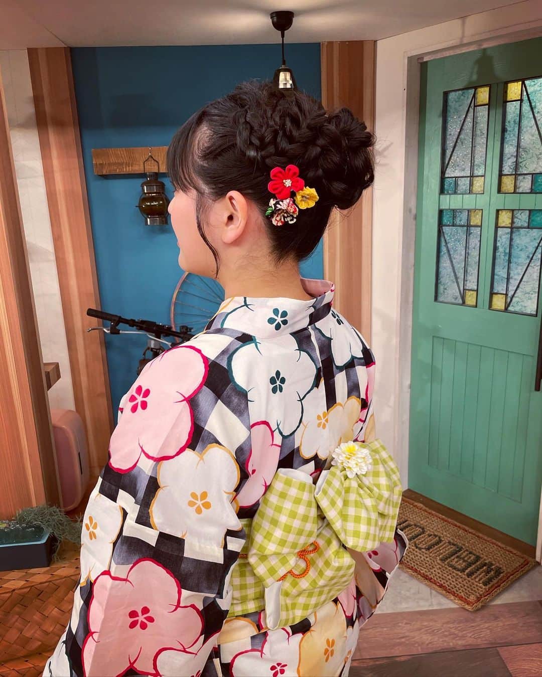 谷元星奈さんのインスタグラム写真 - (谷元星奈Instagram)「* 先週のスロイジ浴衣ウィーク👘⭐️  前回の投稿に続き、火曜日に着付けて頂いた浴衣は こんな感じでした✨  #スロイジ#浴衣ウィーク#浴衣#ゆかた#着付け #浴衣ヘア#浴衣ヘアアレンジ#夏#夏休み#着物 #カンテレ#アナウンサー#谷元星奈」8月10日 21時28分 - tanimoto_seina