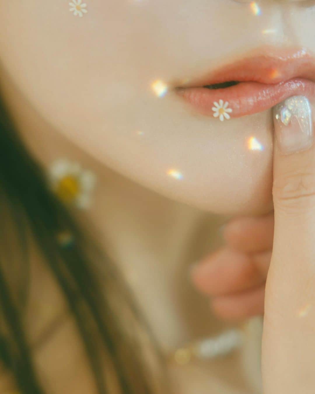 菅野結以のインスタグラム：「SUMMER SALE 🌼 START @crayme_official  ⁡ 長く短い祭はまだまだつづく こころ踊るものだけ身に纏うんだよ- とりかえしのつかないこの夏に 🐚 #crayme #acidbrightlove」