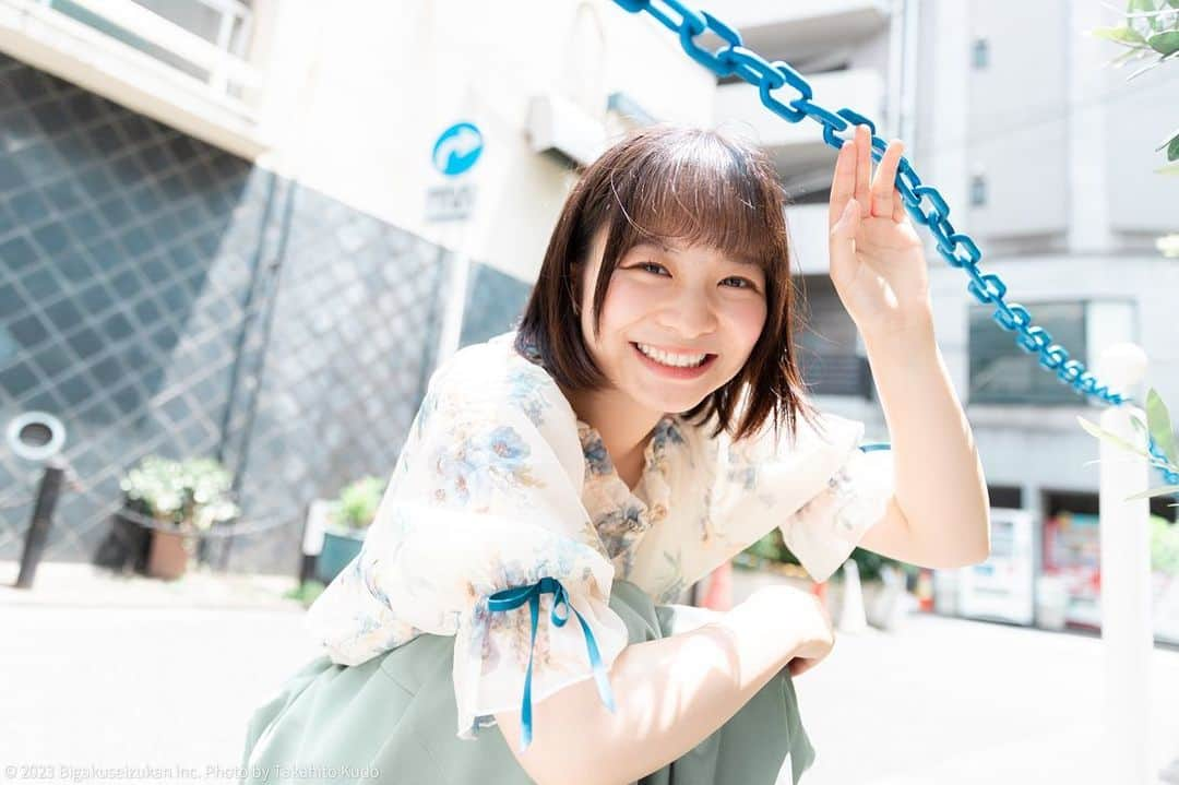 美学生図鑑さんのインスタグラム写真 - (美学生図鑑Instagram)「【Web記事更新】 ⋱子役、アイドル活動からの再スタート！目指すはオールラウンダーなアナウンサー😄☀️⋰  今回登場する美学生は 青山学院大学2年生の延命杏咲実ちゃん  4歳から子役として活動し、 NHK Eテレの『大！天才てれびくん』に てれび戦士として出演していたことも！👀  中学の時には憧れのアイドル活動も経験した彼女が 大学生になった今、目指す未来とは？💫  可愛い！綺麗！と思ったら応援コメントを✍️🎀 ご本人も見てくれるかも？👀  ┈┈┈┈┈┈┈┈┈┈┈┈┈┈┈┈┈┈┈┈┈┈┈┈┈┈ ‣‣インタビュー記事はプロフィールのURLから 　Webサイトをチェック！🔍  ‣‣他の美学生の写真はこちらから！🙌  　@bigakuseizukan ┈┈┈┈┈┈┈┈┈┈┈┈┈┈┈┈┈┈┈┈┈┈┈┈┈┈  #美学生図鑑 #美女 #beauty #kawaii #女子大生 #ポートレート #ポートレートモデル #portrait #ig_portrait #portraitphotography #japanesegirl #portraitmodel #good_portraits_world #Lovers_Nippon_Portrait #canonportrait #何気ない瞬間を残したい #誰かの記憶に残る写真 #写真好きな人と繋がりたい #天才てれびくん #てれび戦士 #元てれび戦士 #ラストアイドル #セントフォース #セントフォースsprout #学生キャスター #学生アナウンサー #キャスター #アナウンサー #青山学院大学 #青学」8月10日 21時35分 - bigakuseizukan