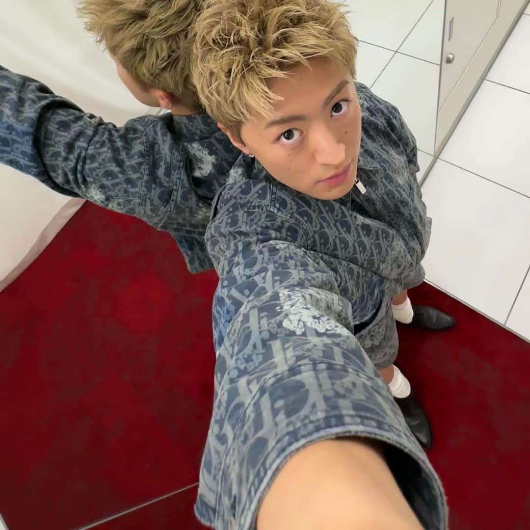 のインスタグラム：「🎞️🎥」