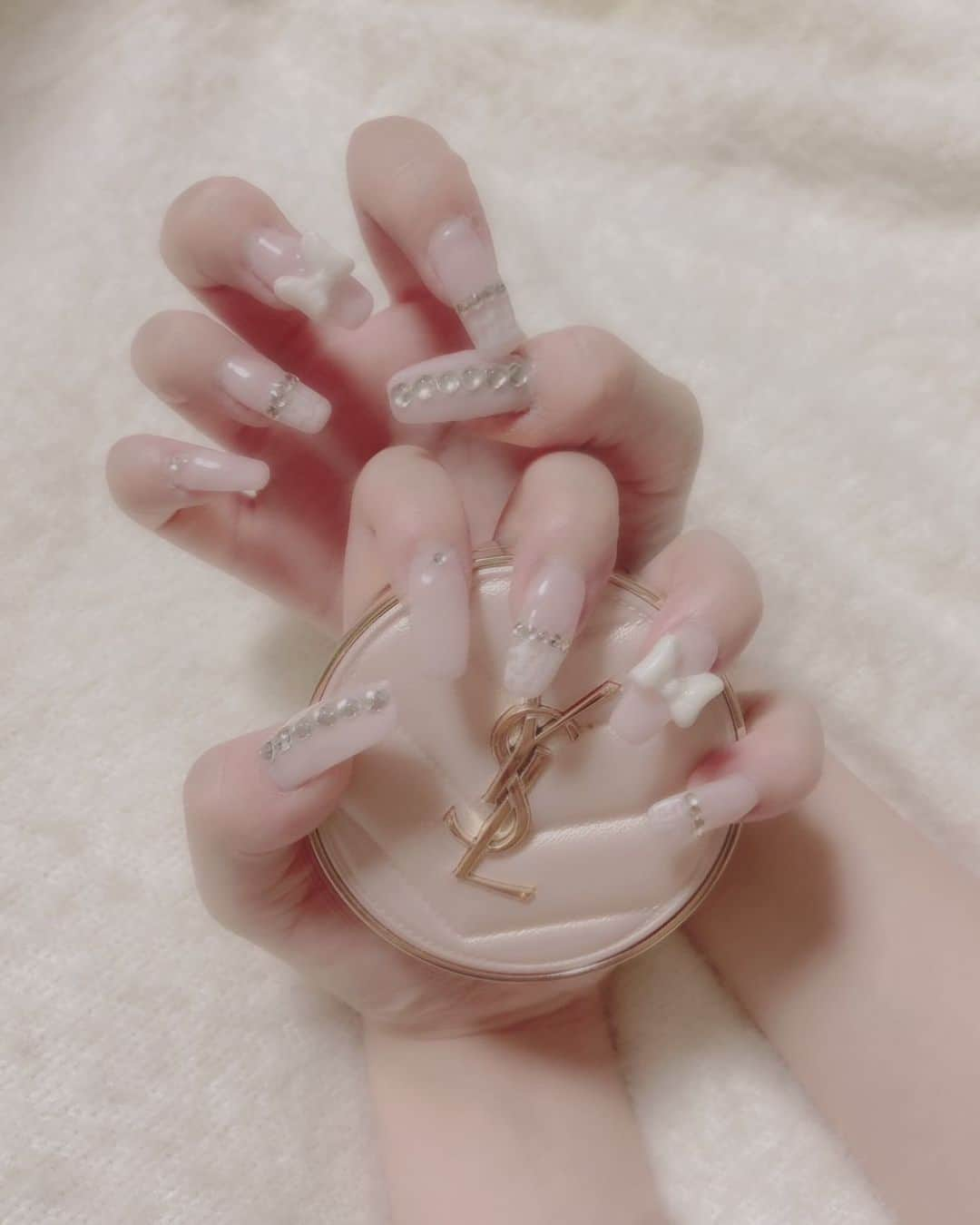 深野ひなのインスタグラム：「． セルフでネイル💅  #ジェルネイル #スカルプネイル #セルフネイル」