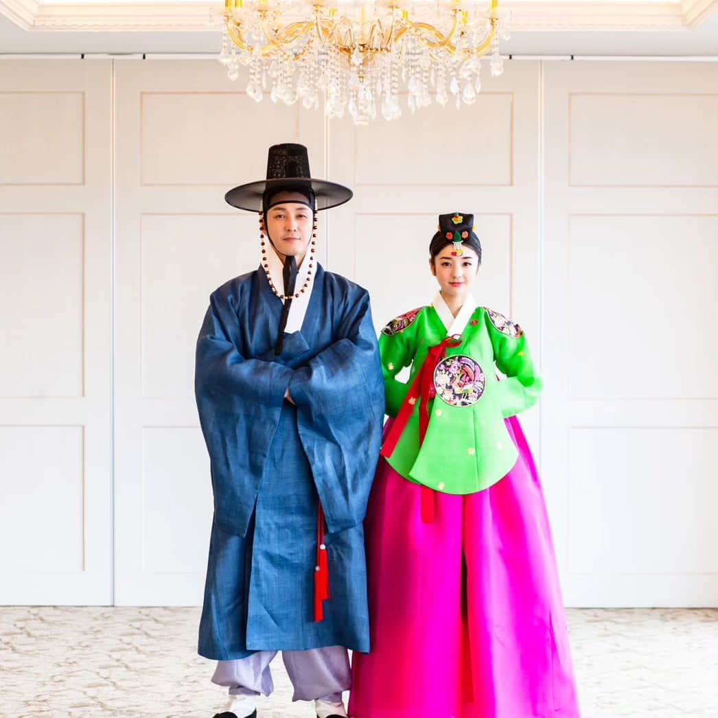 シム・ヒョンタクのインスタグラム：「이제 한국 결혼식.. 8월20일.. 인생의 마지막 퍼즐을 맞추러가자.. . . #사야 #심형탁 #신랑수업」