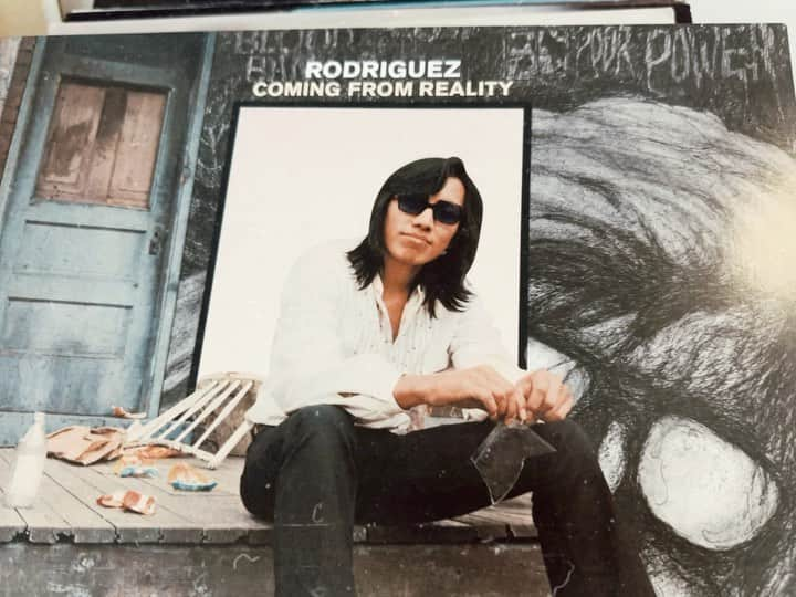 ダレン・クリスのインスタグラム：「rest in sweet music, Rodriguez. when I think of a real artist and a true inspiration,  I think of you.」