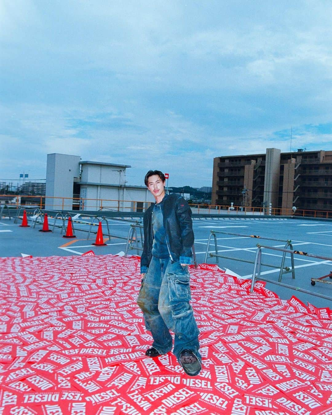 戸塚純貴さんのインスタグラム写真 - (戸塚純貴Instagram)「⁡ ⁡ DIESEL POP UP STORE JAPAN EXCLUSIVE CAPSULE 2023 FALL/WINTER ⁡ 【写真家】小見山峻　@shun_komiyama」8月10日 16時41分 - junki_tozuka