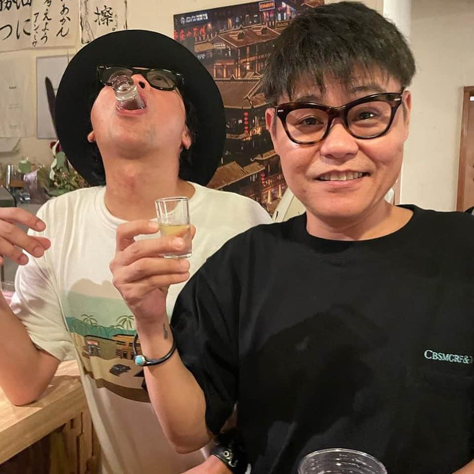 松田岳二さんのインスタグラム写真 - (松田岳二Instagram)「SUMMER TRIP #8 2023.8.9.福岡  "Summer Trip 2023" at TRESOL  @tresol_jp  w/ YAMADIRT + Mottie(the PRACTICE)  KAZUO, K2,NOSK, NOSK, ALISON, yyyuki, DENTAL  台風の影響は交通機関のみで、雨も風もさほどだったおかげもあり沢山集まってくれて嬉しかったですー！ カズオ、ヤマダ、いつも本当にありがとう。会えるだけで嬉しくなるのよー。 レコード屋BAGISMチームやDJのみんなも最高でした。そして、翌日の移動が不安だったので早めにあがってしまいすいませんでしたーー！  @kazuo_tresol  @the_practice_fcpm  @record_shop_bagism   #サマトリ2023 #summertrip2023 #サマトリ」8月10日 16時52分 - cbsmgrfc