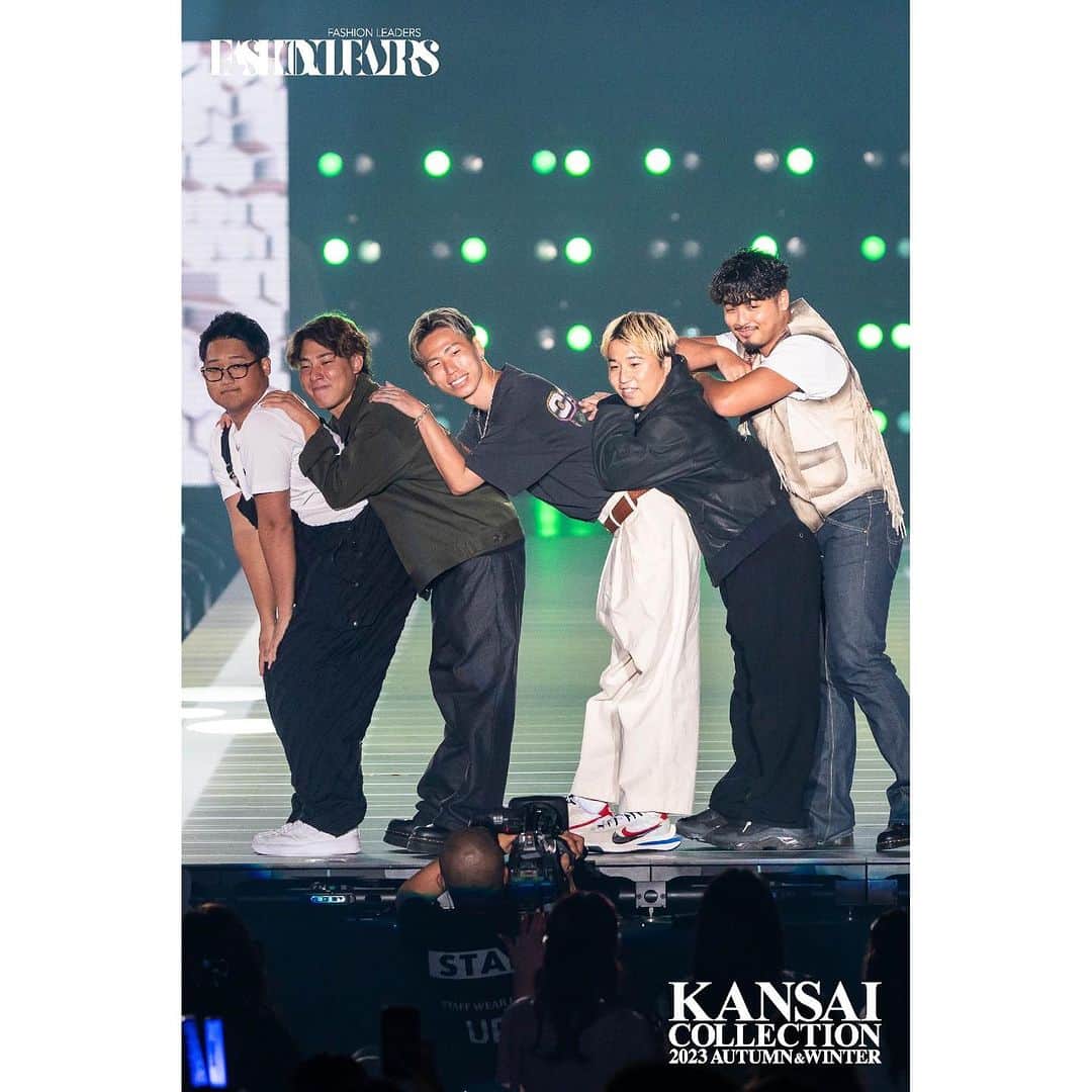 関西コレクションさんのインスタグラム写真 - (関西コレクションInstagram)「. 『KANSAI COLLECTION 2023A/W』  ～*～～*～～*～～*～～*～～*～～*～  FASHION STAGE @fashionleaders1  かの/カノックスター ＠kanockstar 岡田蓮 @ren.479 酒寄楓太 @fuuta_ss くうた @asinoura11201 鈴々木響 @hibiki__0106 翔 @karen__i328 島袋(ESPOIR TRIBE) @agovukuro はんくん(ESPOIR TRIBE) @esp_hankun けーすけ(ESPOIR TRIBE) @keisuke.espoir_tribe ひろと(ESPOIR TRIBE) @esp.hiro ガチヤマ(ESPOIR TRIBE) @esp.gatiyama  ～*～～*～～*～～*～～*～～*～～*～  #関コレ #KANSAICOLLECTION #fashion #event #ootd #coordinate #model #japan #osaka #girl」8月10日 18時02分 - kansaicollection