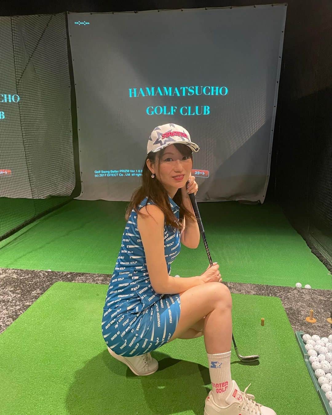 にゃんさんゴルフさんのインスタグラム写真 - (にゃんさんゴルフInstagram)「暑いからシュミレーションゴルフに〜⛳️  ウェア @startergolf   キャップも靴下も🧢 ちょうどネイルもブルー💅  ワンピース色は4色あるよ✨ 身長158cmでSサイズ着てますー！参考までに☝️  ストレッチきいて伸びるからスイングしやすかった！！💙 インナーパンツは別で付いてたよ🙆‍♂️  8/18〜8/20 スイング碑文谷で POPUPやるみたいだから行ってみてね〜☺️⛳️ ゴルフ女子が1日店長するって♡  #startergolf#スターターゴルフ#スイング碑文谷#popup #浜松町ゴルフ倶楽部#シュミレーションゴルフ #ゴルフ女子#夏ゴルフ#ワンピース #골프#모델#한국#高尔夫球#高尔夫球场#好球#一号木杆 #golf#golfwear#golflife#golfswing#golfstagram」8月10日 18時07分 - miiiii0228