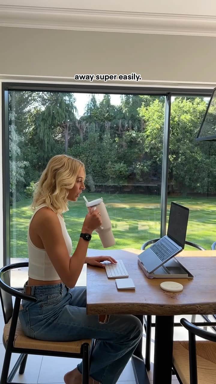 Zanna Van Dijkのインスタグラム：「My work from home productivity tips 💻 ad   As a self employed human I have been working from home for almost a decade, as a result I have learnt what works for me when it comes to staying productive! Here’s the three key steps I follow:   1️⃣ I create a comfortable workspace. I use the @logitech Casa Pop Up Desk which allows me to create an ergonomic workspace anywhere I like. Not only does it blend in with our interiors, but pops up & packs down super easily - making it easy to move freely around my home. 2️⃣ I time block my schedule. Rather than having one long to do list which can feel overwhelming, I assign each task to a certain time period in the day. It keeps me on track but also allows me to schedule in exercise, meals and relaxation. 3️⃣ I co-work with friends. Working from home can be lonely, so having a friend join me provides some much needed company - as well as boosts my motivation. I always find my co-working days are my most productive!   The @logitech Casa Pop Up Desk is available now, exclusively at John Lewis. What are your WFH productivity tips? Let me know in the comments ♥️ #LogitechCasa #CasaPopUpDesk」