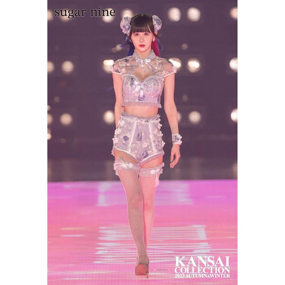 関西コレクションさんのインスタグラム写真 - (関西コレクションInstagram)「. 『KANSAI COLLECTION 2023A/W』  ～*～～*～～*～～*～～*～～*～～*～  sugar nineスペシャルステージ @sugarnine_official  ばんばんざい @banbanzai_gishi_miyu_runa  るな(ばんばんざい) @mm_runa ぎし(ばんばんざい) @gisher.y みゆ(ばんばんざい) @miyu0300 ゆりにゃ @yurinya_1128 翔 @sho0509official 酒寄楓太 @fuuta_ss ざわちん @zawachin__0816 こばしり。 @lovetomato_24 ICHIRO CHARLES(ゆりいちちゃんねる) @rin_ichiro Yurina(ゆりいちちゃんねる) @riri_yurina 井手上漠 @baaaakuuuu おかんとむすめ @okanmusume おかん(おかんとむすめ) むすめ(おかんとむすめ) 吉村大阪府知事 もにゅそで　@monyusode  ミナミムラソデコ(もにゅそで)　@mina_somaru  もにゅこ(もにゅそで)　@monyu_gram   ～*～～*～～*～～*～～*～～*～～*～  #関コレ #KANSAICOLLECTION #fashion #event #ootd #coordinate #model #japan #osaka #girl」8月10日 18時20分 - kansaicollection