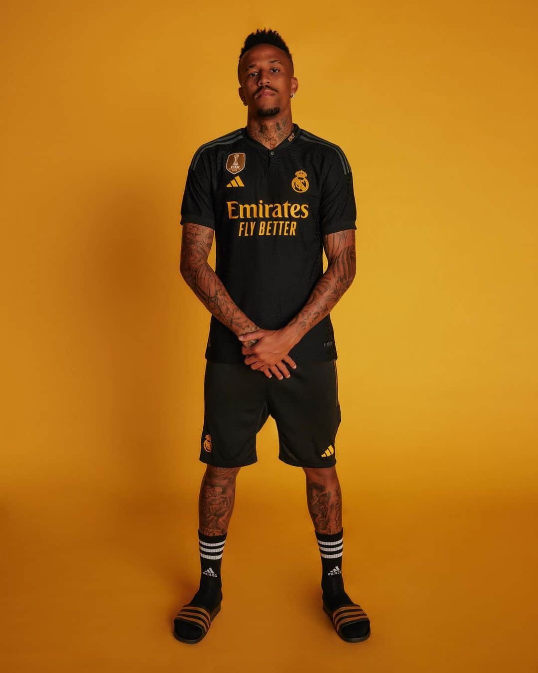 エデル・ミリトンのインスタグラム：「New kit feeling ➡ @realmadrid x @adidasfootball 🔥」