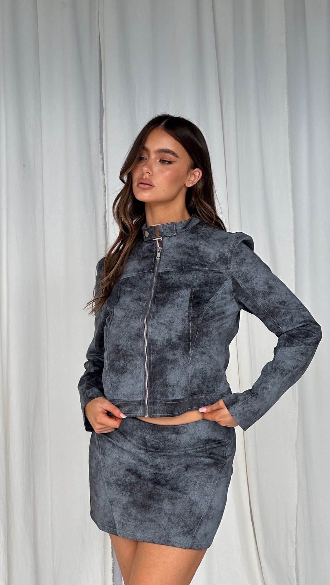 tiger Mistのインスタグラム：「A moment for the Aeon Jacket + Skirt. Online now!」