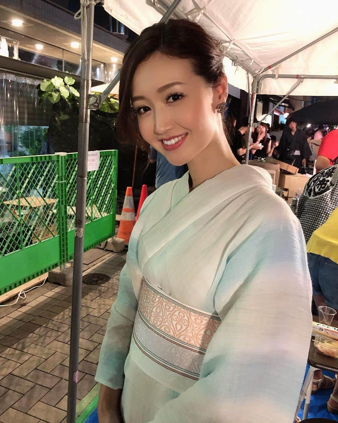 杉田恵李奈さんのインスタグラム写真 - (杉田恵李奈Instagram)「写真は2019年の十番祭り♡ 今年は数年振りに十番祭りやるみたいです🫶 . . 久々に浴衣が着れそうで嬉しい〜👘🩷 新しいの着ようかな🤭 . . #浴衣#祭り#十番祭り#jyubanmatsuri  #事実は小説より奇なり #シェイクスピア案件なのかな #Giveの精神は忘れたくないけども #案外GiveandTakeになっていない世界線多々」8月10日 19時24分 - erina_roppongi